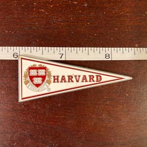 Harvard magnet NWT